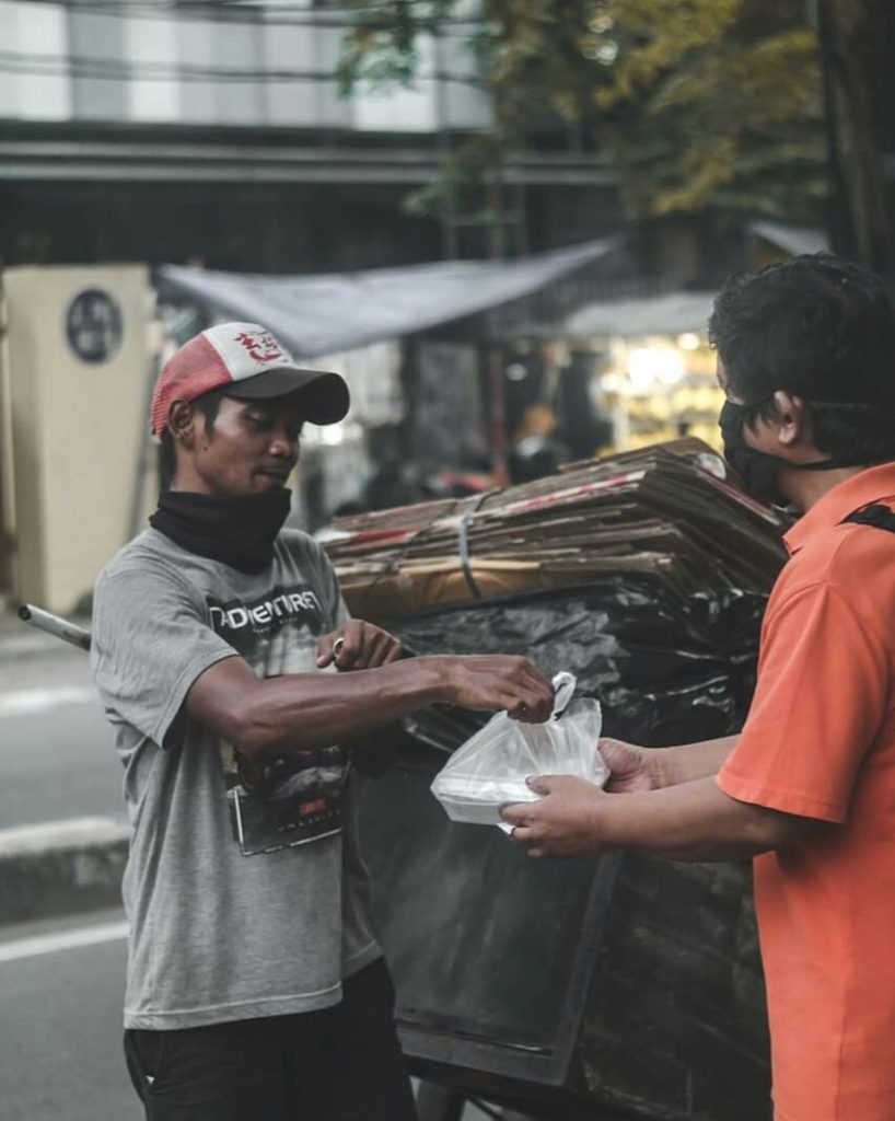 Gasibu Ramadhan 2020 periode kedua, HELPING PEDULI SOSIAL bekerjasama dengan Warteg Wulan Jaya