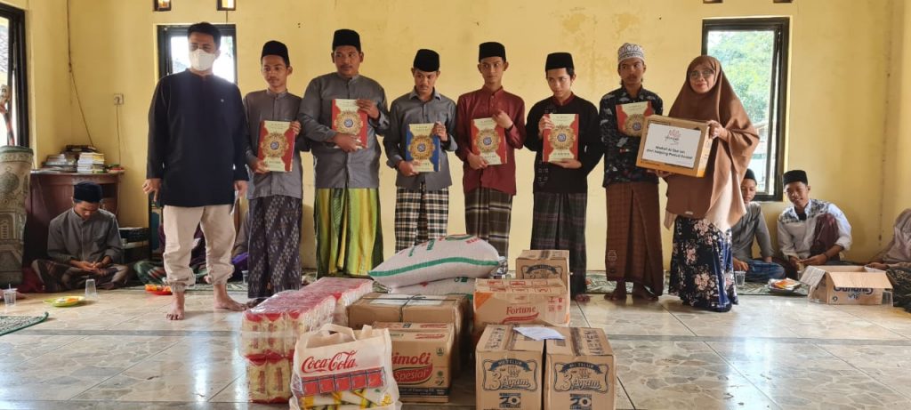 Wakaf Al Quran dari HELPING PEDULI SOSIAL